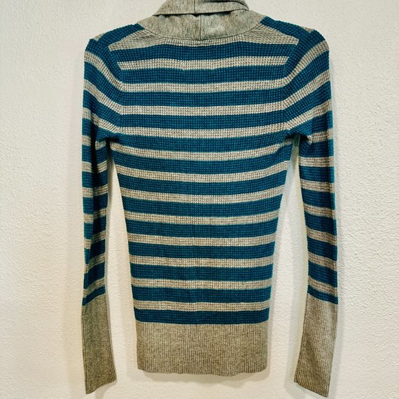 American Eagle Cardigan Top V-Neck Waffle Knit Teal Blue and Gray Striped Sz XS - Picture 2 of 6